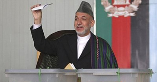 Afghans vote amid terror threats, Karzai urges to cast vote  